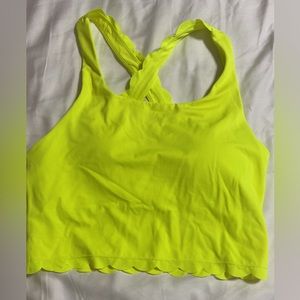 Kiava scallop crop swim top